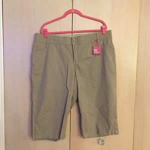 Layne Bryant Pedal Pushers